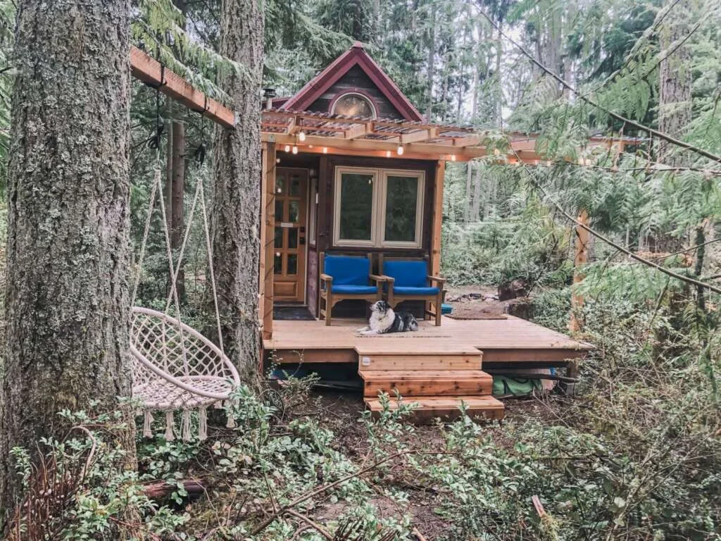 Can I Attach A Porch Or Deck To A Tiny Home?