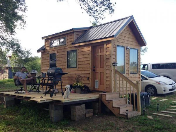 Can I Attach A Porch Or Deck To A Tiny Home?