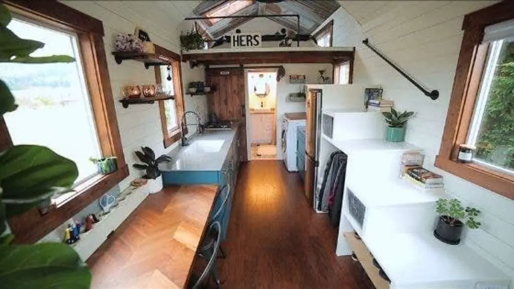 How Do I Maximize Space In A Tiny Home?