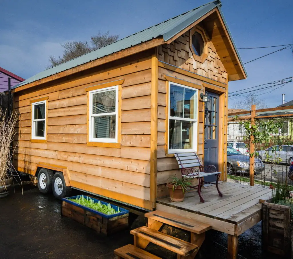 How Do Tiny Homes Handle Storms?