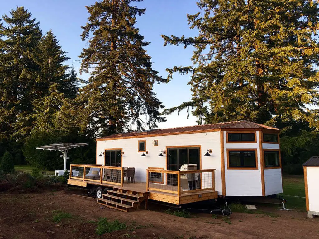 What Are The Alternative Power Sources For A Tiny Home?