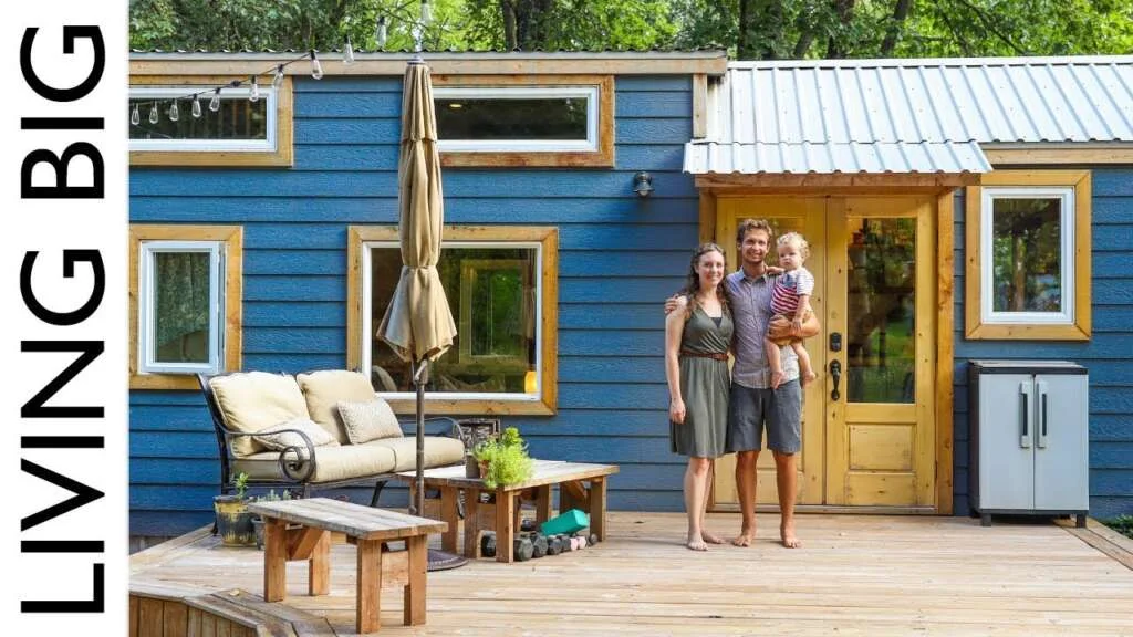 Cottage-Style Tiny House in Oklahoma Designed by Jeremy and Kasey