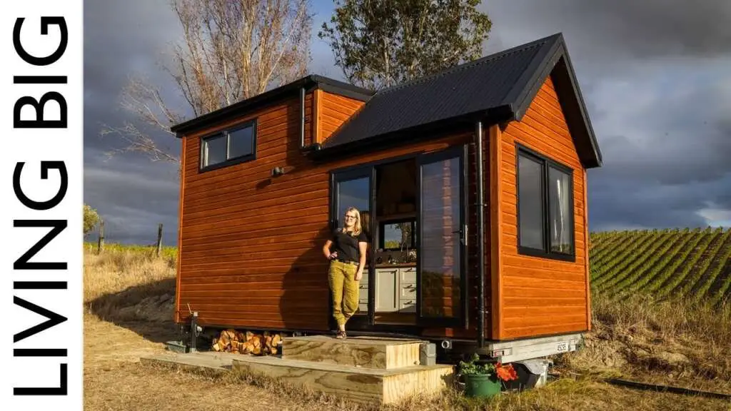 Living Big in a Tiny House: A Doctors Cozy Haven on Wheels