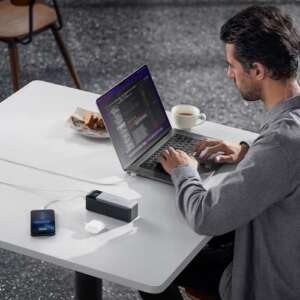 Anker 737 Power Bank, 24,000mAh 3-Port Laptop Portable Charger with 140W Output, Smart Digital Display, Compatible with iPhone 16/15/14/13 Series, Vision Pro, Samsung, MacBook, Dell, AirPods, and More